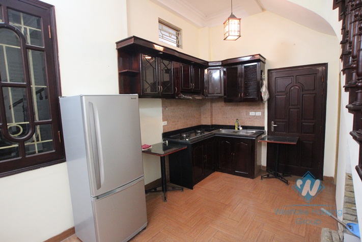 Cheap house for rent in Dang Thai Mai st, Tay Ho, Ha noi